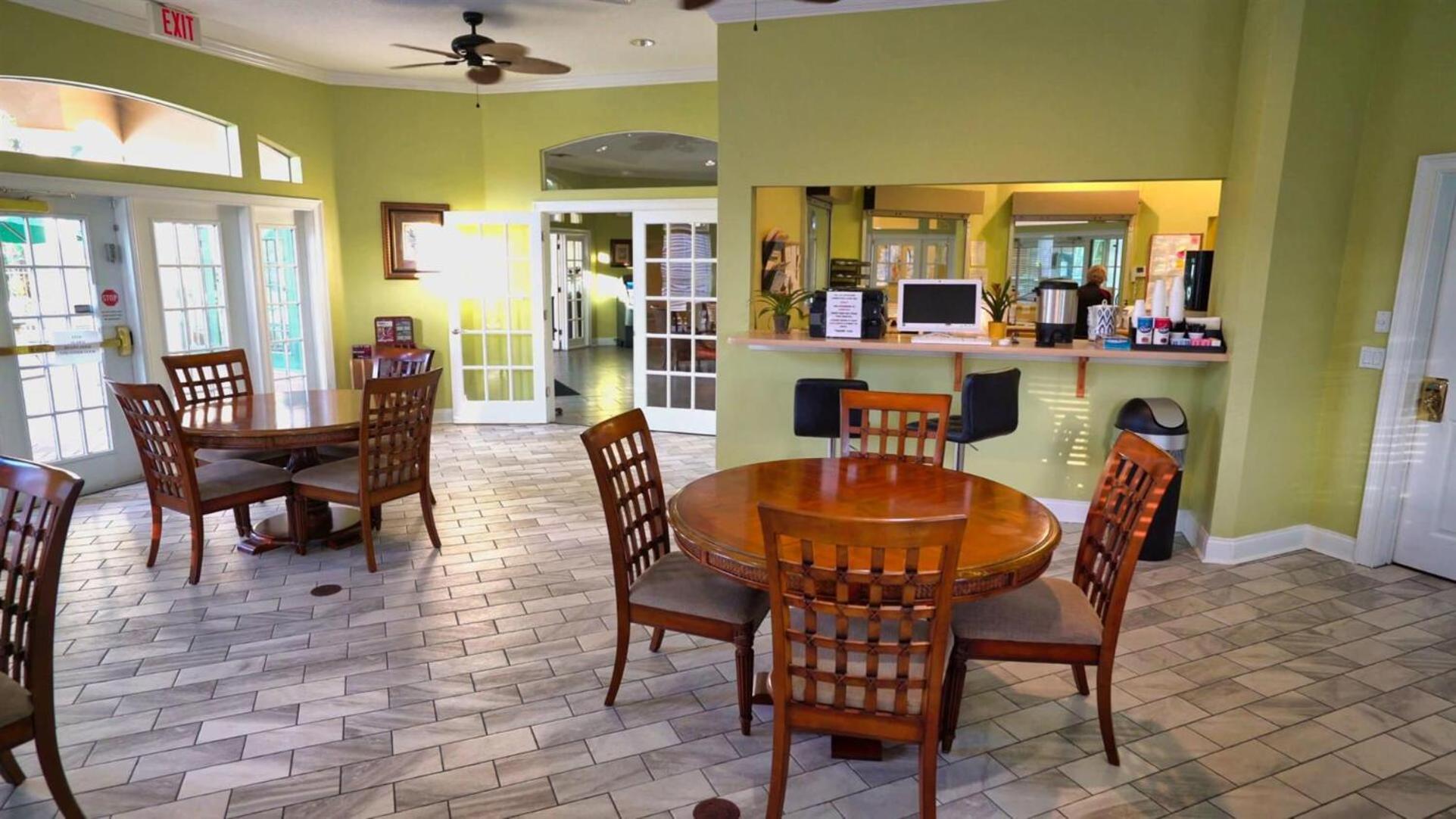 Orlando 6424 Townhome: Family Fun Close To