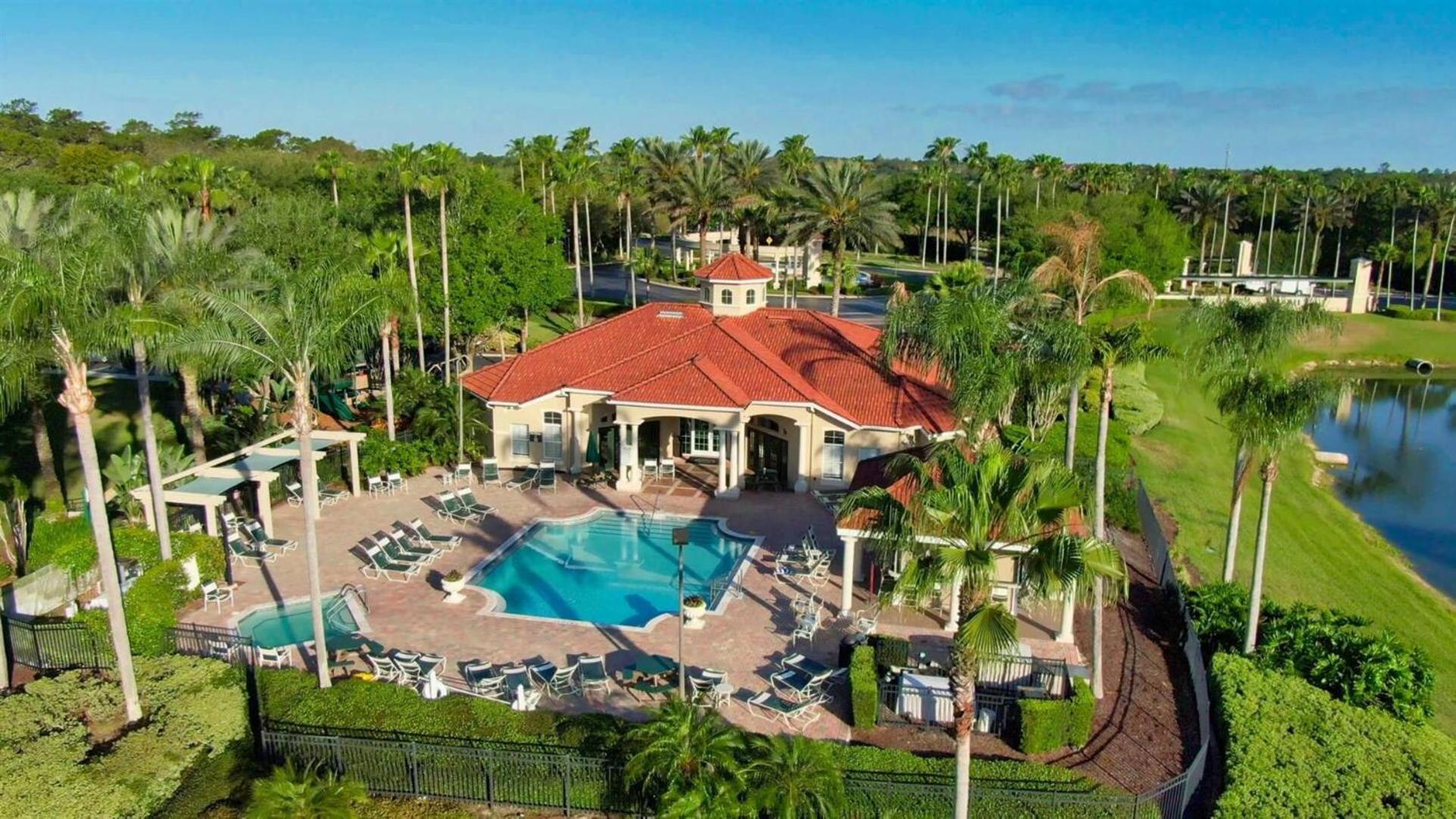 Orlando 6424 Townhome: Family Fun Close To Pousada Kissimmee