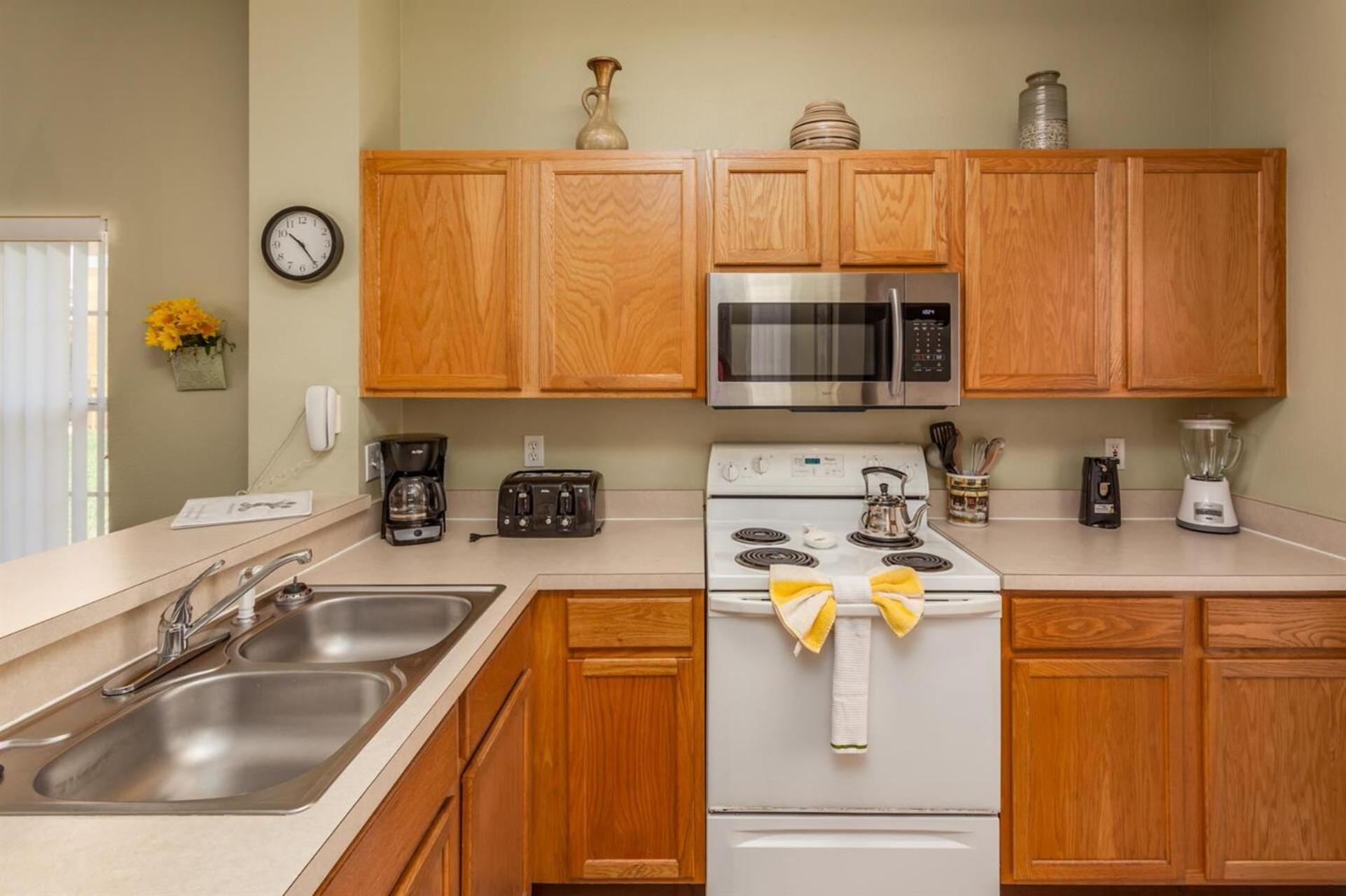 Orlando 6424 Townhome: Family Fun Close To *